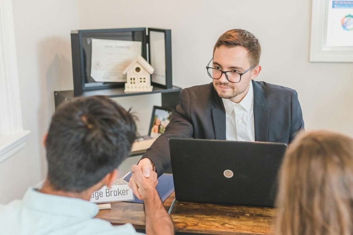 Image optimisée : Conseils pratiques pour réussir un investissement en immobilier de commerce