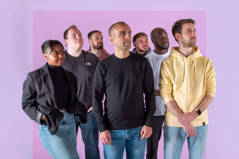 Image optimisée : Team Building et Créativité : Stimuler l&rsquo;Innovation en Équipe