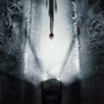 Affiche officielle du film Resident Evil réalisé par Zach Cregger, avec Austin Abrams au centre d’un décor horrifique