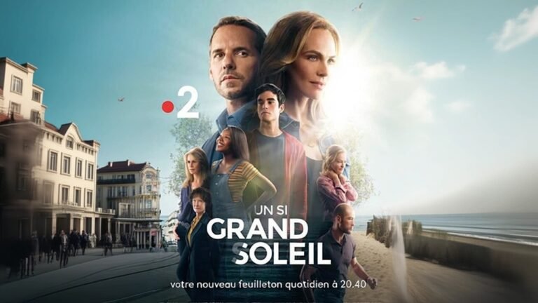 Affiche horizontale d’Un si grand soleil avec les personnages de la série et un décor urbain prolongé vers la mer